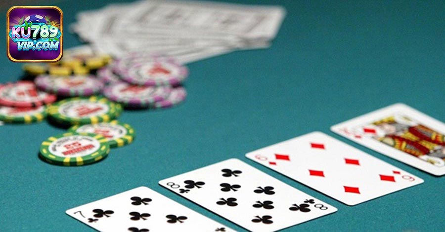 Kinh nghiệm đánh game Tiến Lên hiệu quả với 4 đôi thông